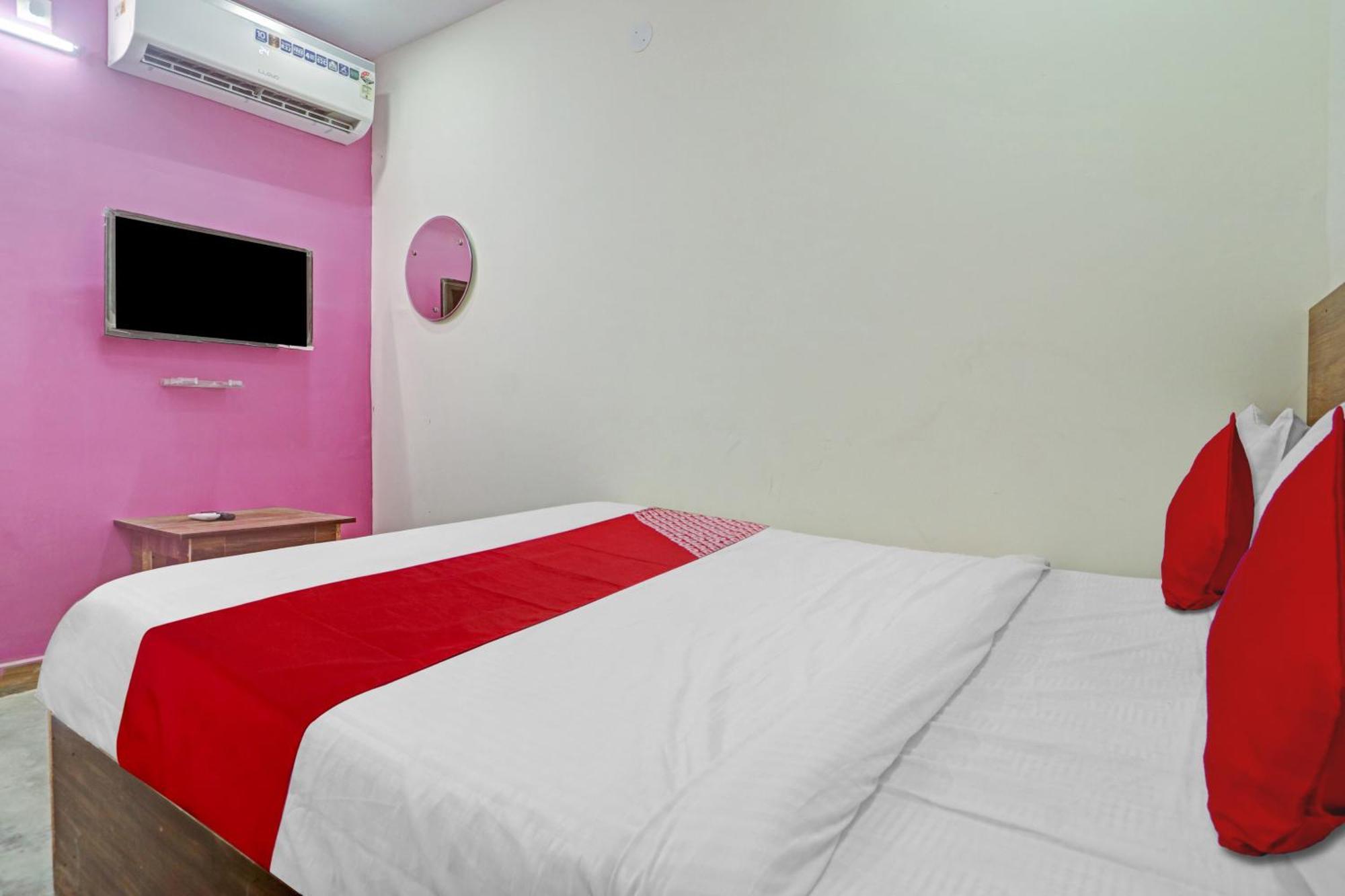 Hotel O Lavish Stay Sururnagar Eksteriør billede